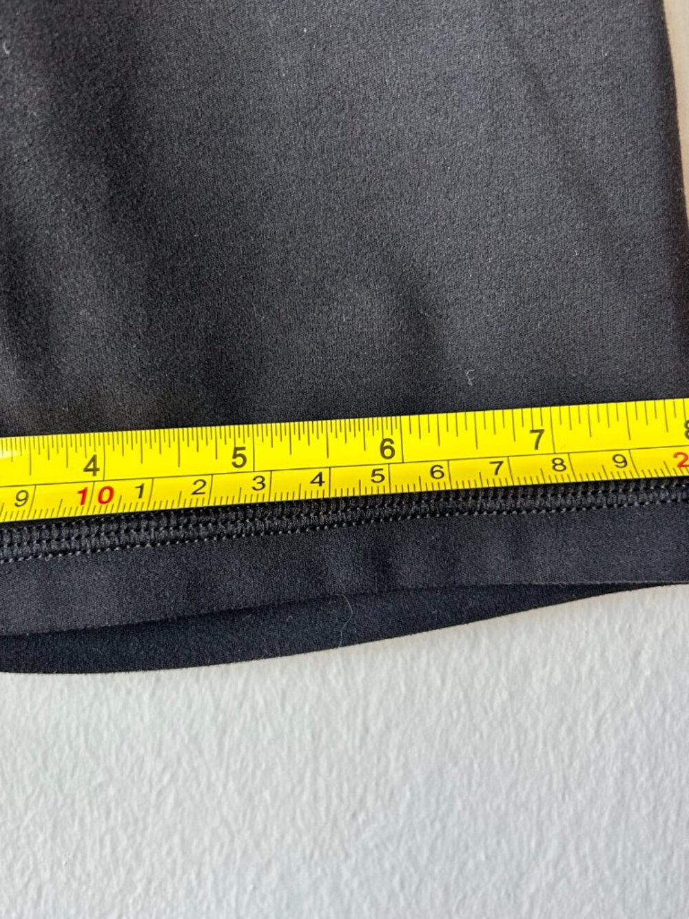 Athleta Ultra High Rise Elation 7" Bike Shorts Black Small Yoga Training - Picture 8 of 9